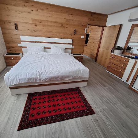 אלאפנדי Apartment Majdal Shams Exterior photo