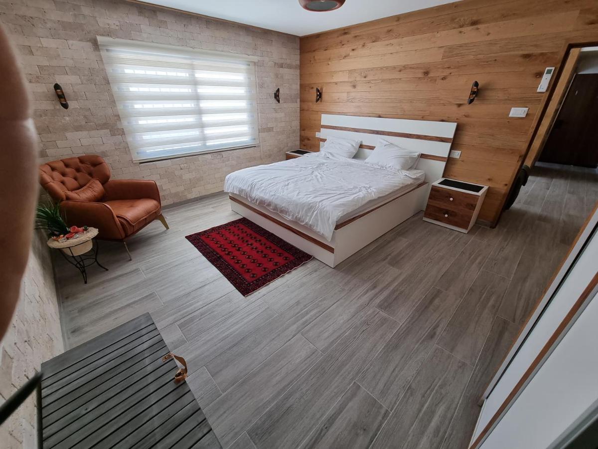 אלאפנדי Apartment Majdal Shams Exterior photo